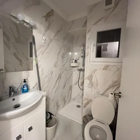 Venus Apartment